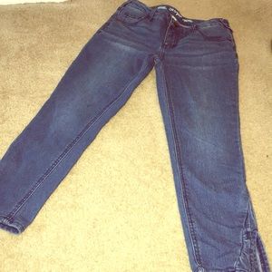 Cat and jack size 12 girl jeans. Slits on sides